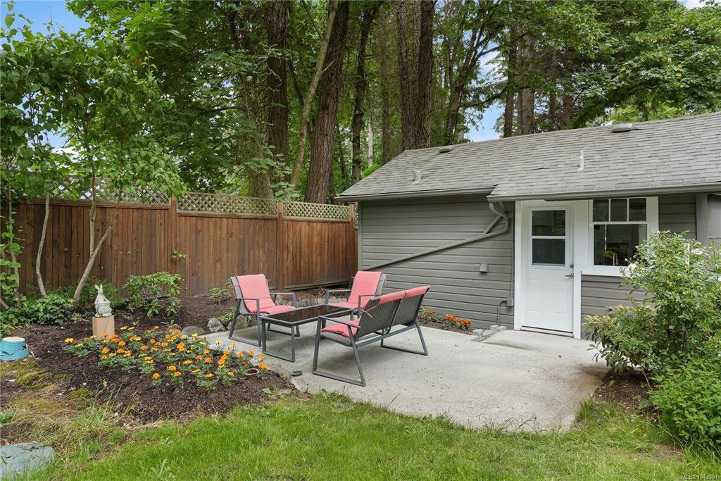 5470 Alderley Road, Saanich, BC, V8Y 1X8 - 34