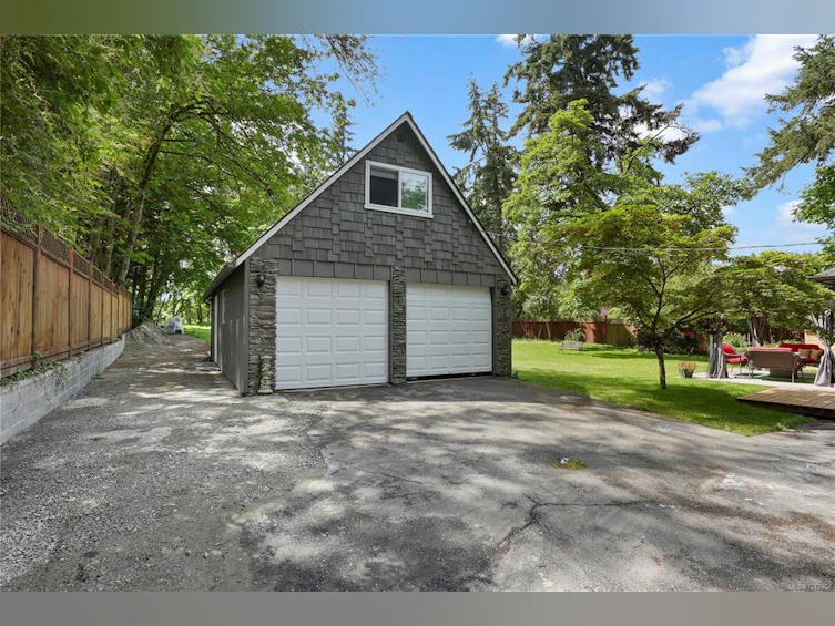 5470 Alderley Road, Saanich, BC, V8Y 1X8 - 36