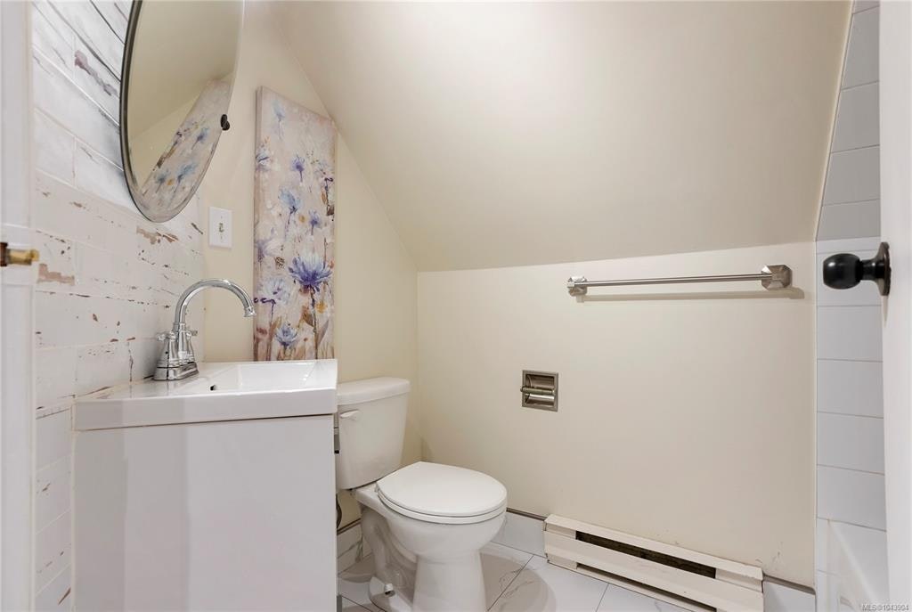 5470 Alderley Road, Saanich, BC, V8Y 1X8 - 42