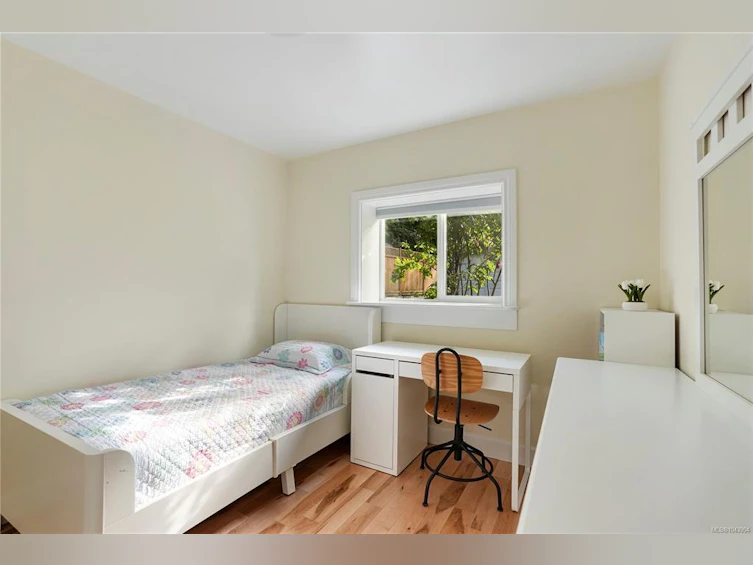 5470 Alderley Road, Saanich, BC, V8Y 1X8 - 18
