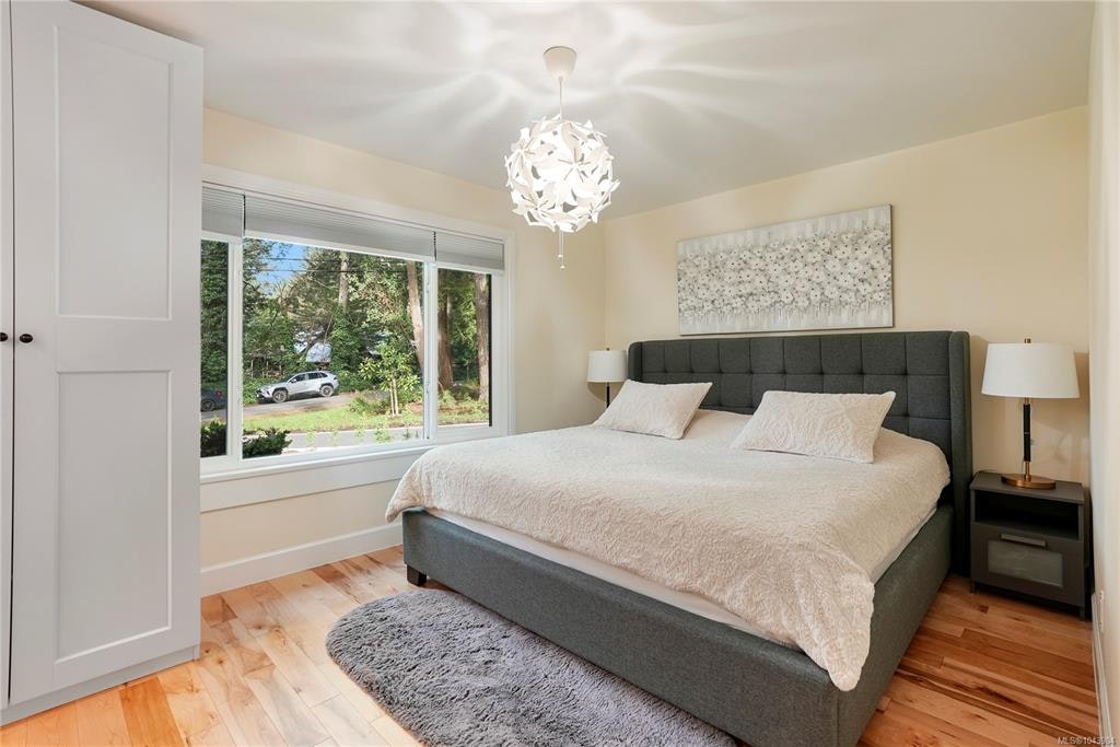 5470 Alderley Road, Saanich, BC, V8Y 1X8 - 20