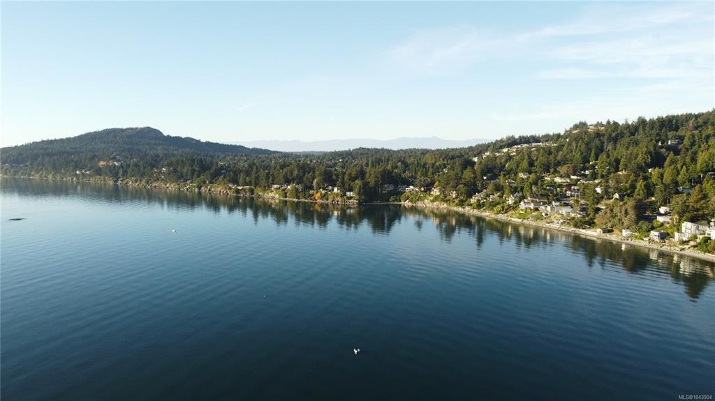 5470 Alderley Road, Saanich, BC, V8Y 1X8 - 64