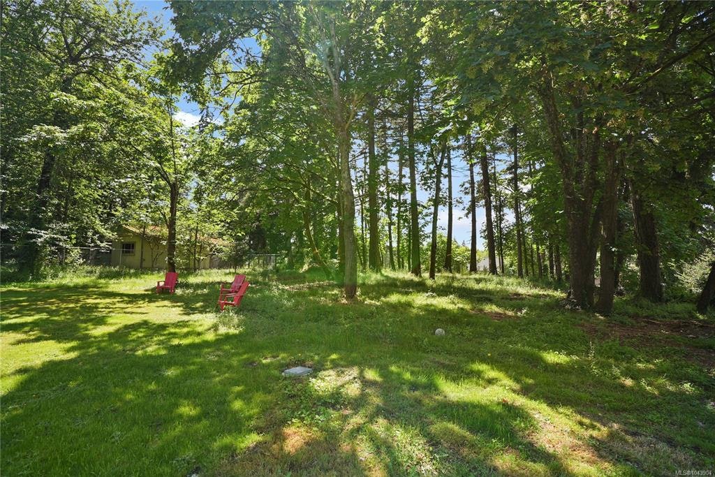 5470 Alderley Road, Saanich, BC, V8Y 1X8 - 56