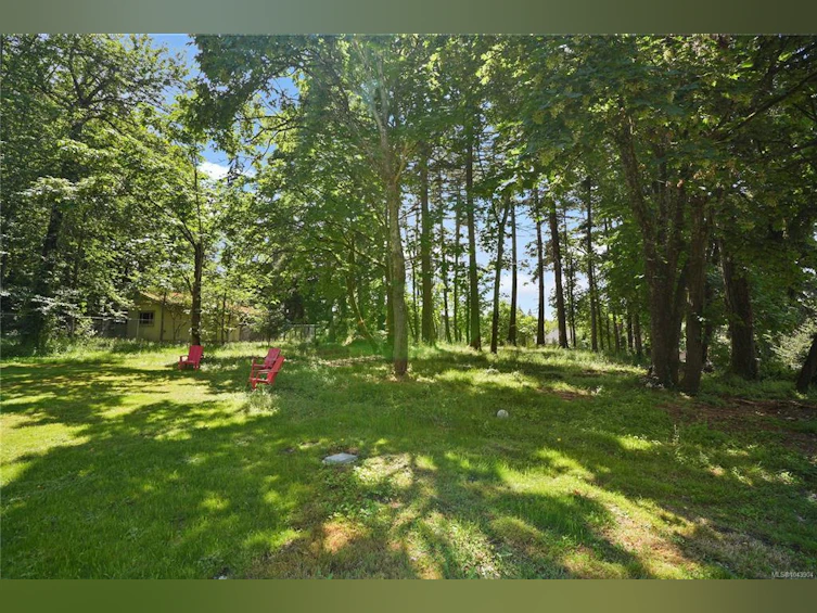 5470 Alderley Road, Saanich, BC, V8Y 1X8 - 56