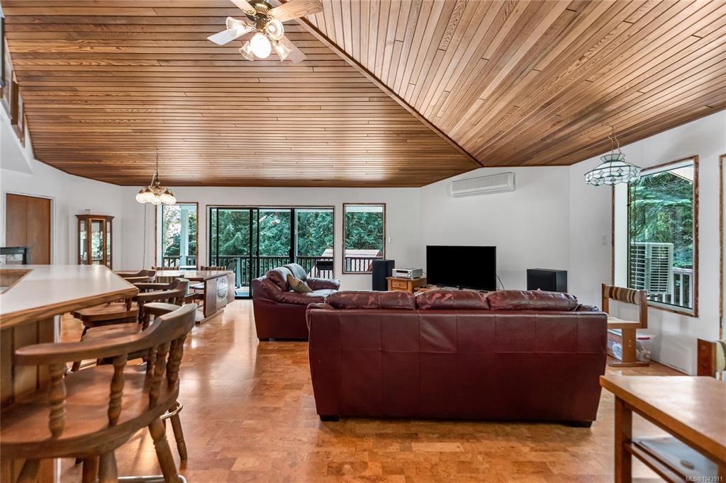 6560 Mclean Road, Lake Cowichan, BC, V0R 2G0 - 11