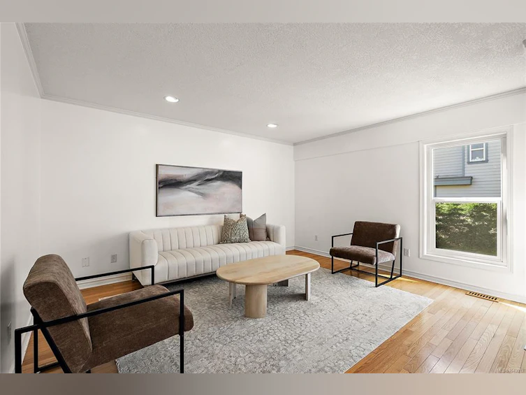 4-108 Dallas Road, Victoria, BC, V8V 1A3