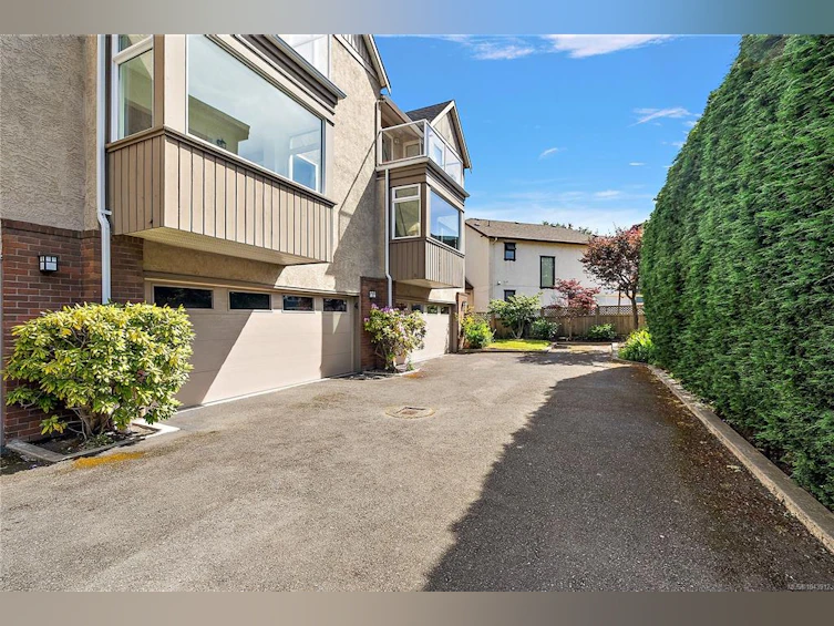 4-108 Dallas Road, Victoria, BC, V8V 1A3 - 24