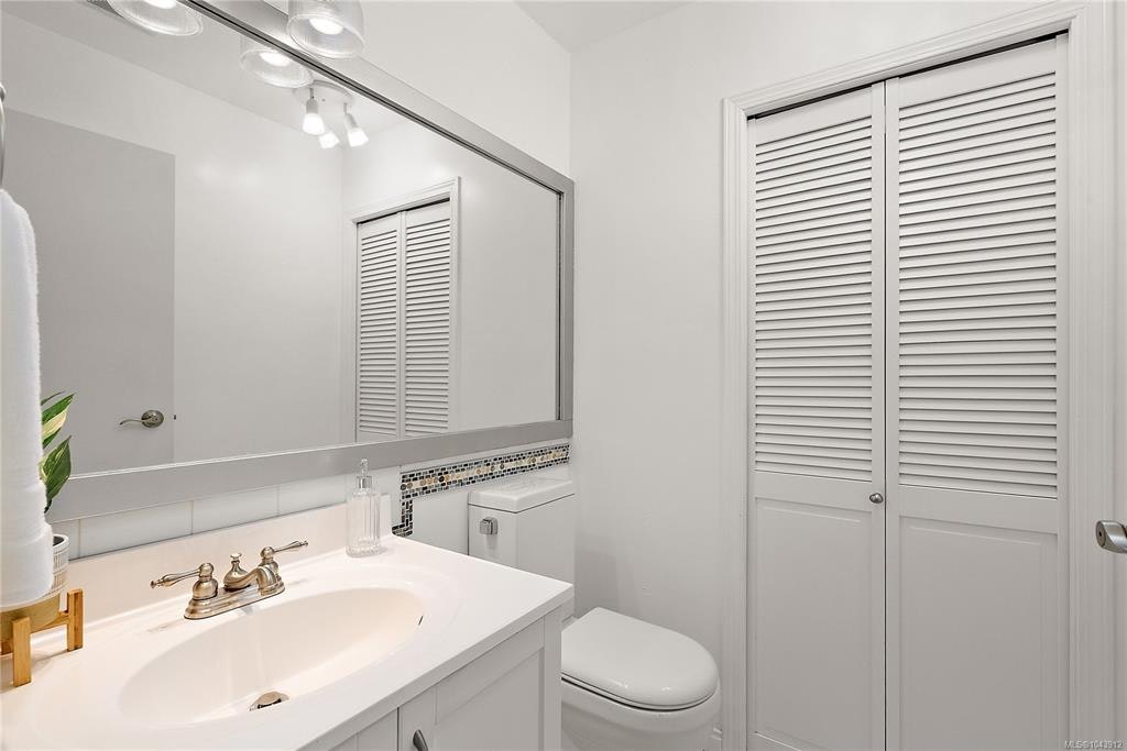 4-108 Dallas Road, Victoria, BC, V8V 1A3 - 19