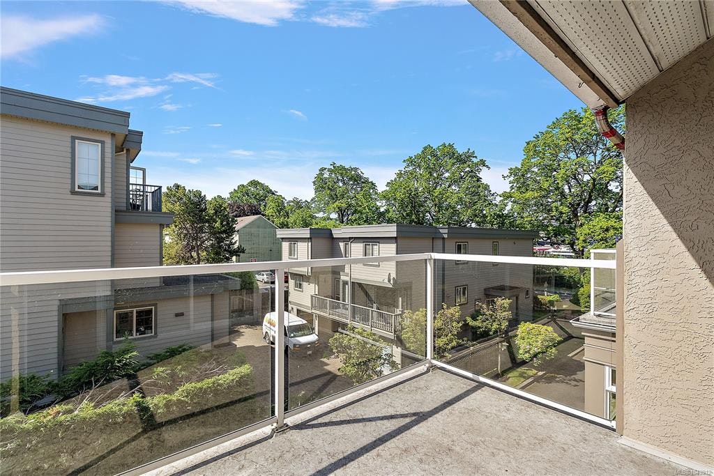 4-108 Dallas Road, Victoria, BC, V8V 1A3 - 21