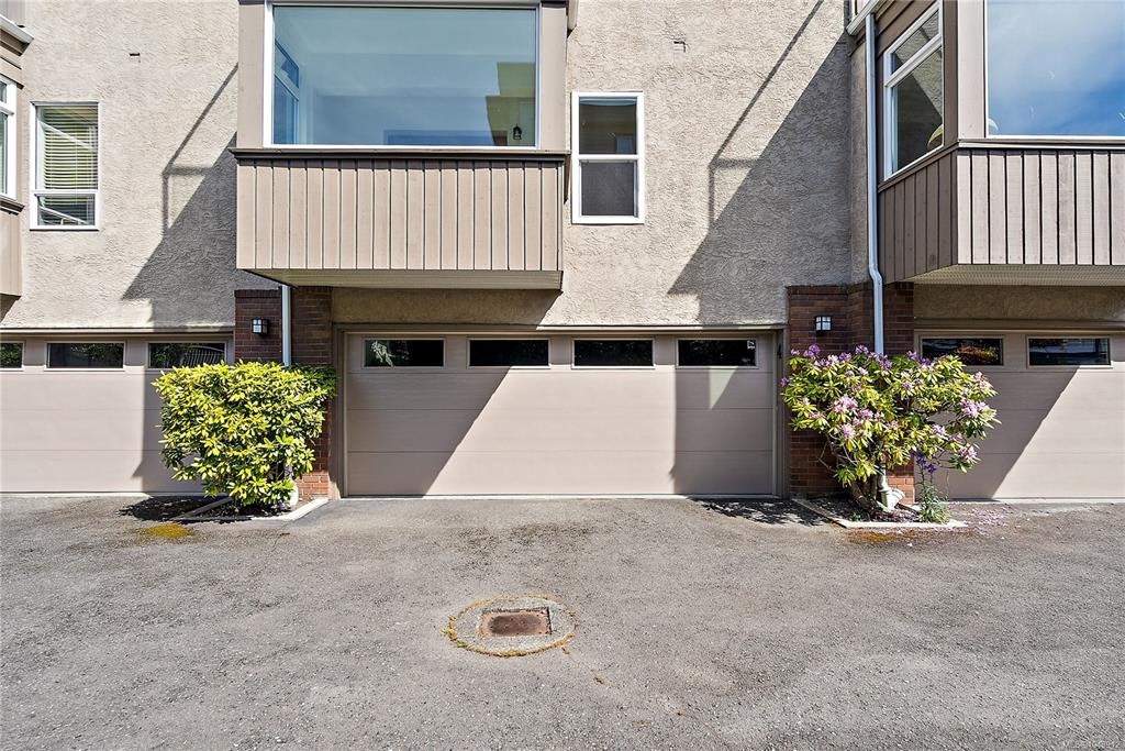 4-108 Dallas Road - 3