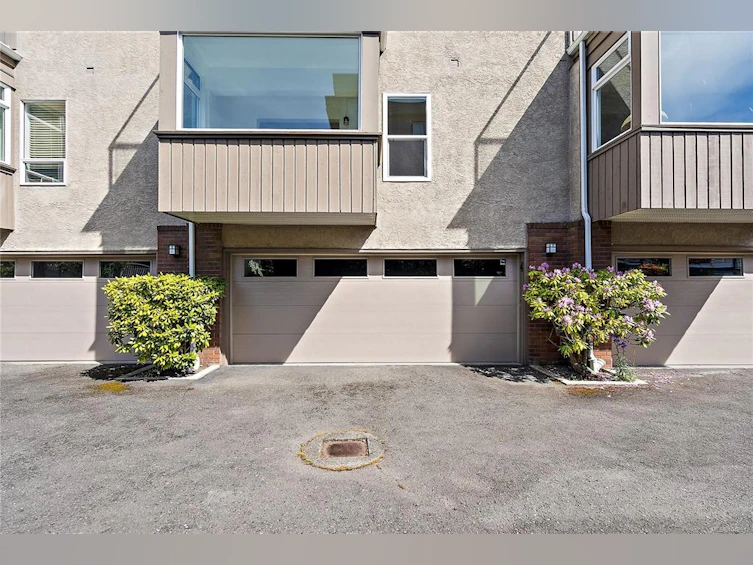 4-108 Dallas Road, Victoria, BC, V8V 1A3 - 3