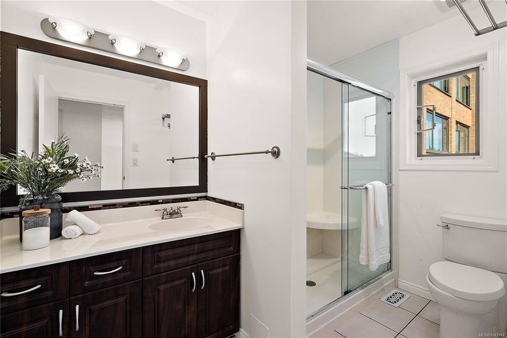 4-108 Dallas Road, Victoria, BC, V8V 1A3 - 20