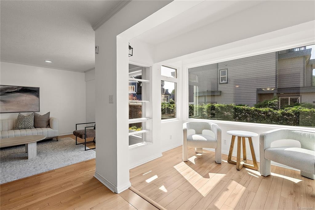 4-108 Dallas Road, Victoria, BC, V8V 1A3 - 7