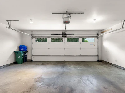 4-108 Dallas Road - 4