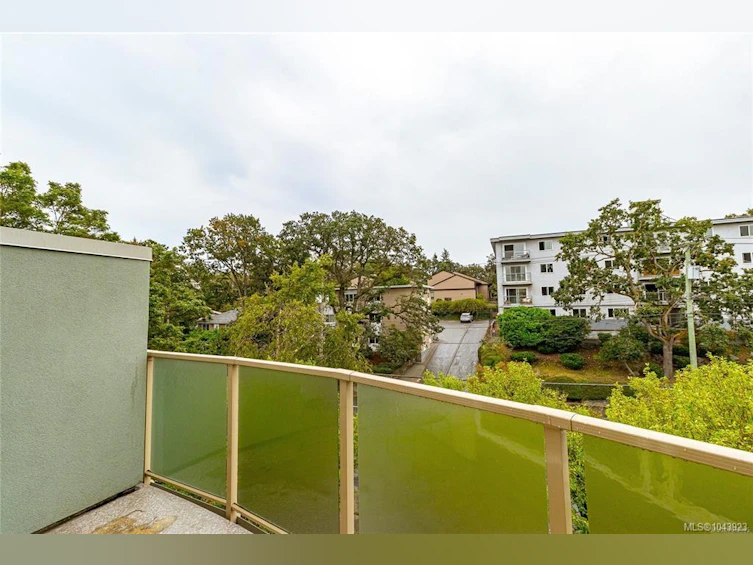 403-2710 Grosvenor Road, Victoria, BC, V8T 3M9 - 25