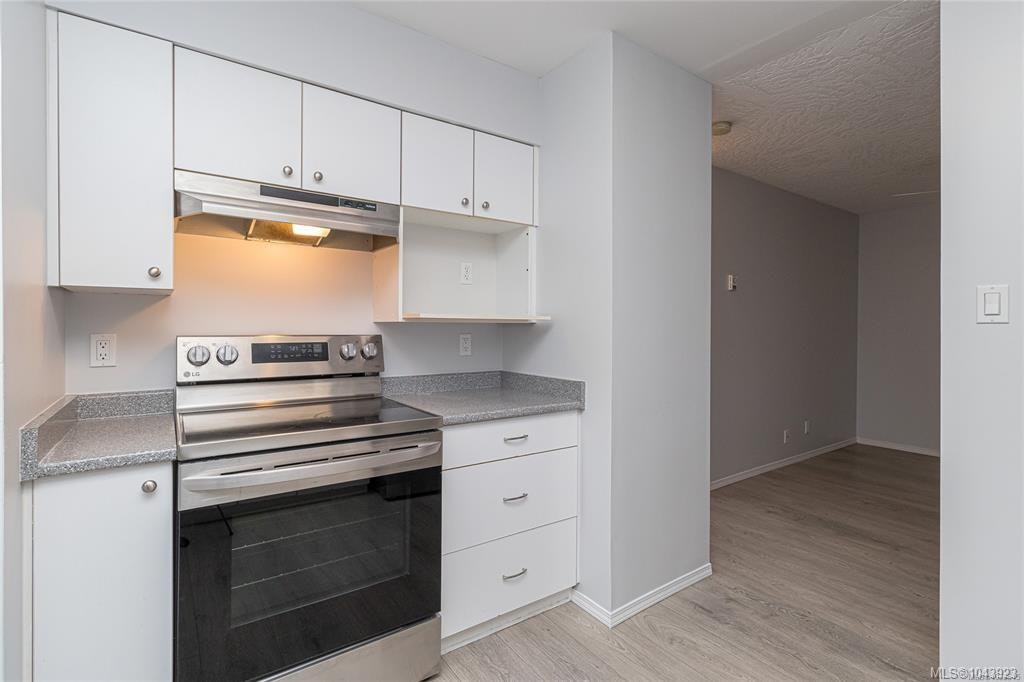403-2710 Grosvenor Road, Victoria, BC, V8T 3M9 - 18