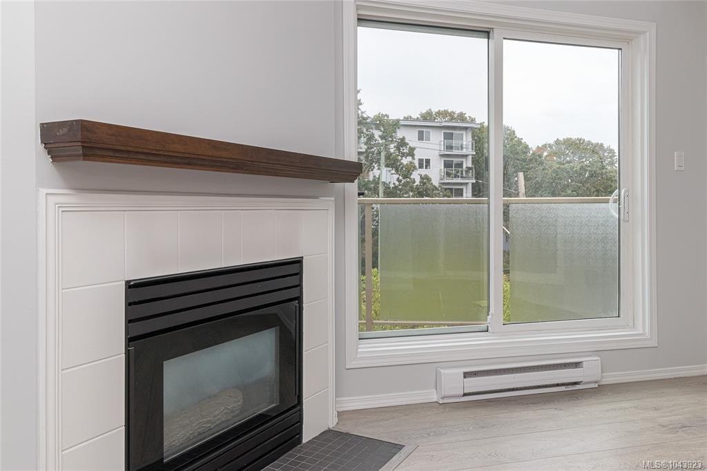 403-2710 Grosvenor Road, Victoria, BC, V8T 3M9 - 10