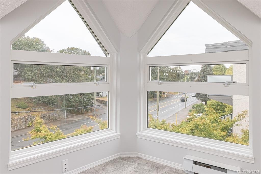 403-2710 Grosvenor Road, Victoria, BC, V8T 3M9 - 12