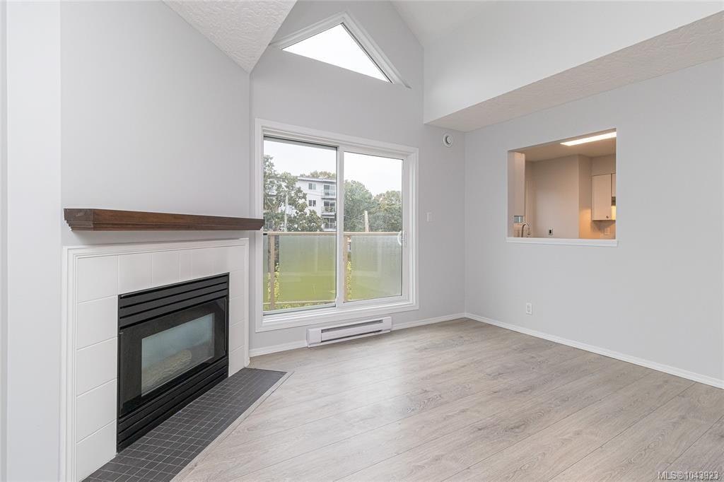 403-2710 Grosvenor Road, Victoria, BC, V8T 3M9 - 7