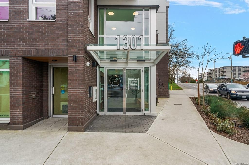 306-1301 Hillside Avenue, Victoria, BC, V8T 0E3 - 23