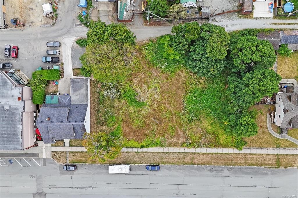 3053 Kingsway Avenue - 2