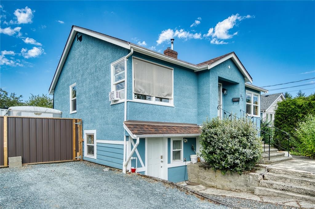 371 Bruce Avenue - 3