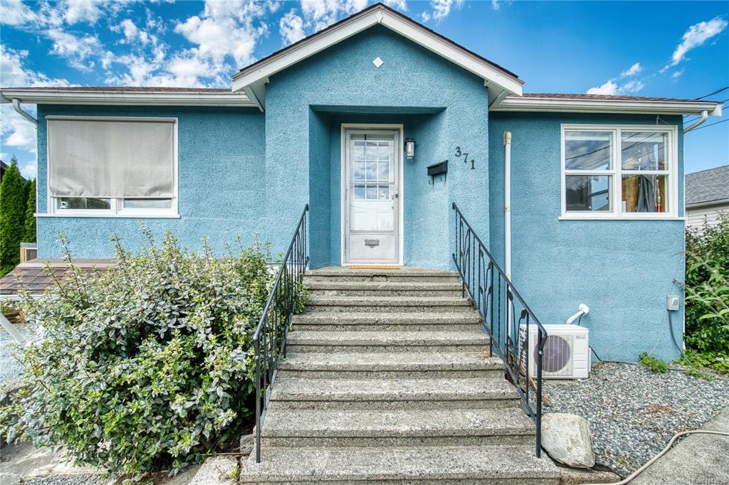 371 Bruce Avenue - 4
