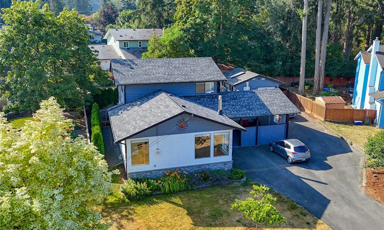 1734 Maple Glen Place