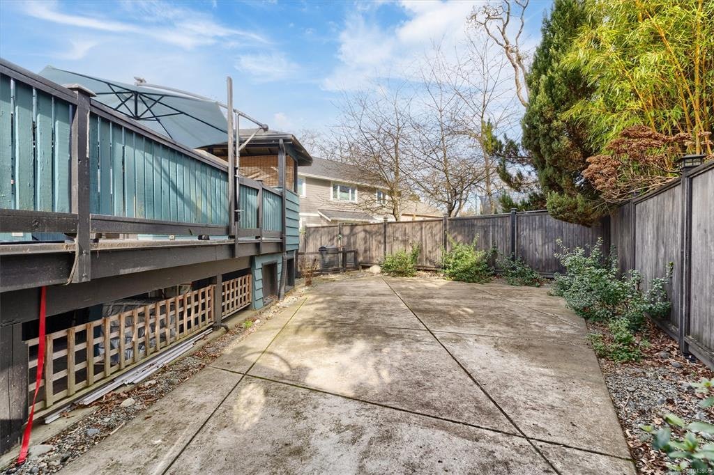 3771 Winston Crescent, Saanich, BC, V8X 1S2 - 36