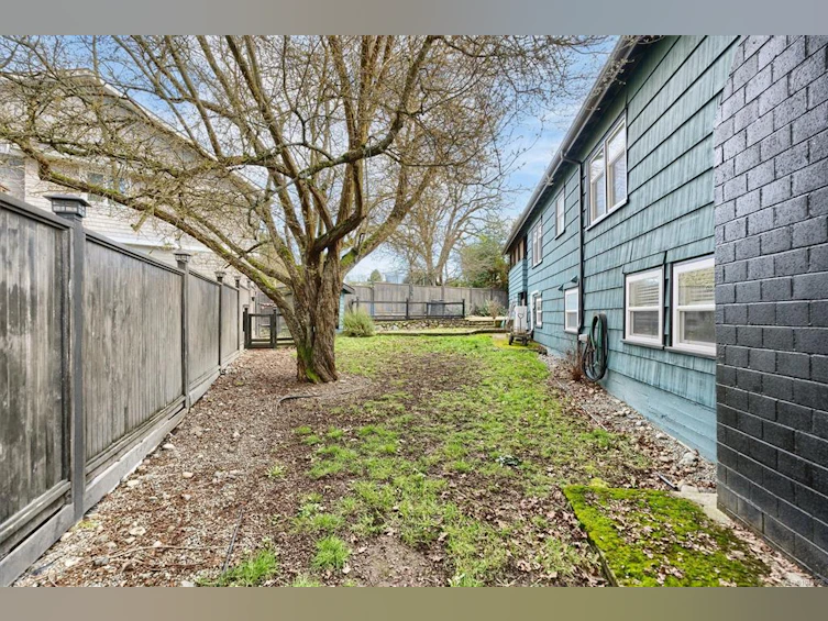 3771 Winston Crescent, Saanich, BC, V8X 1S2 - 37