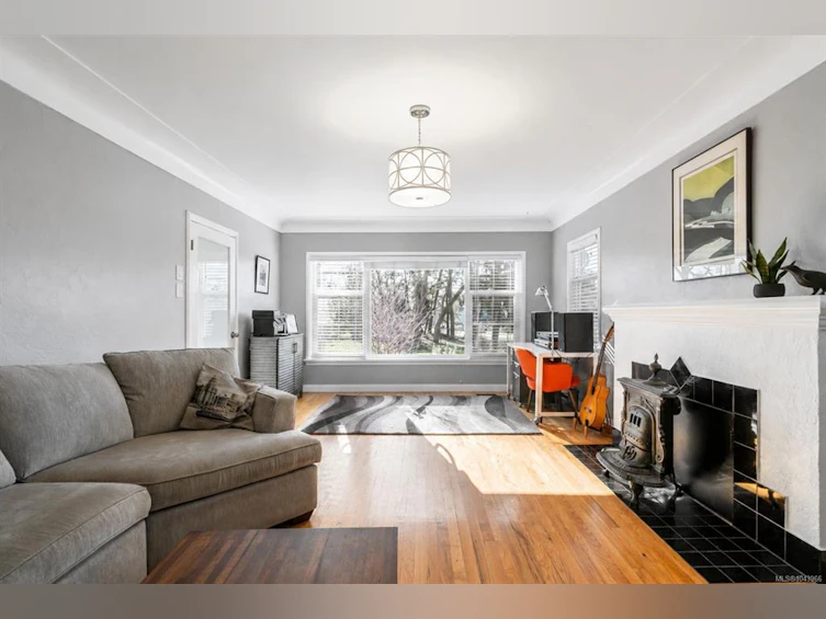 3771 Winston Crescent, Saanich, BC, V8X 1S2 - 6