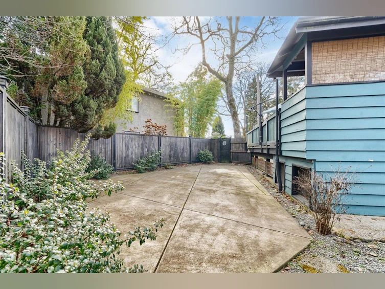 3771 Winston Crescent, Saanich, BC, V8X 1S2 - 35