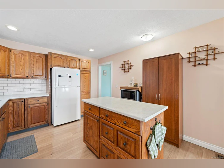 429 Davis Road, Ladysmith, BC, V9G 1V4 - 11