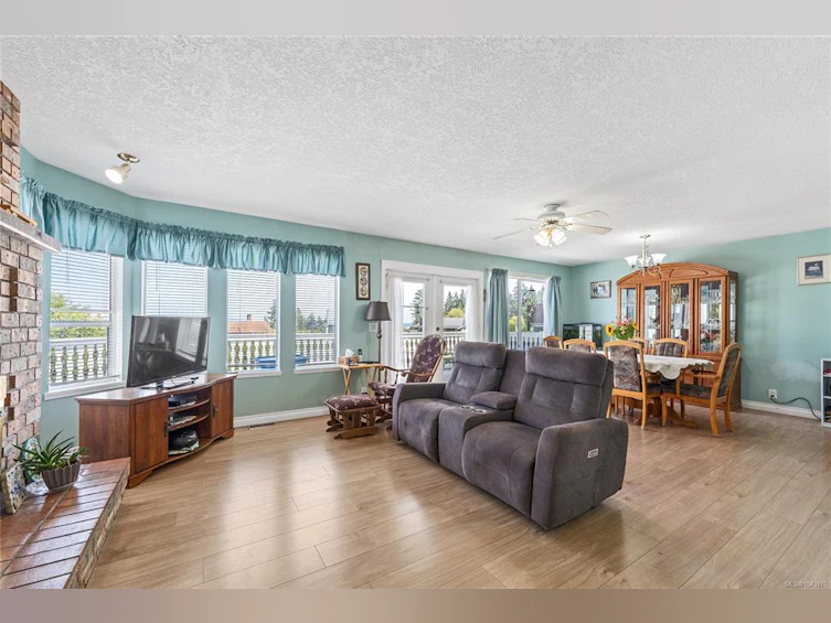 429 Davis Road, Ladysmith, BC, V9G 1V4 - 2
