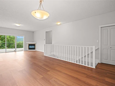 1072 Fitzgerald Road - 5