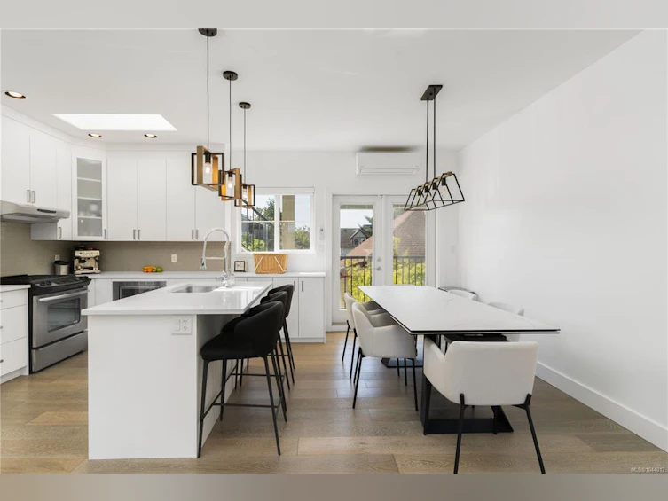 611 Niagara Street, Victoria, BC, V8V 1J1 - 9