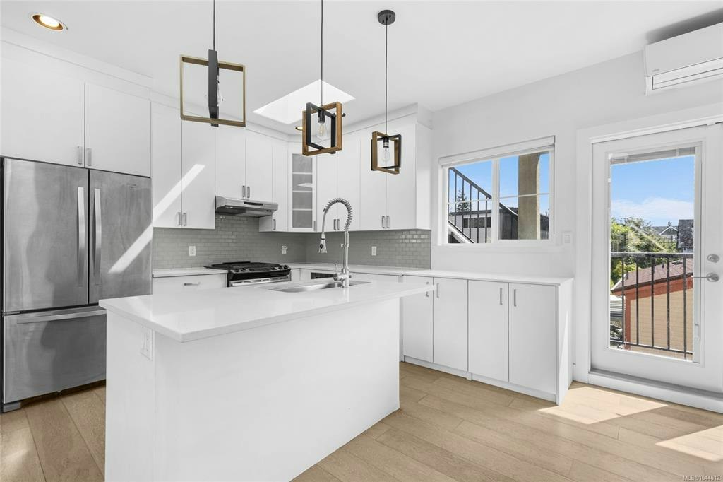 611 Niagara Street, Victoria, BC, V8V 1J1 - 11