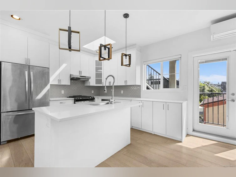 611 Niagara Street, Victoria, BC, V8V 1J1 - 11