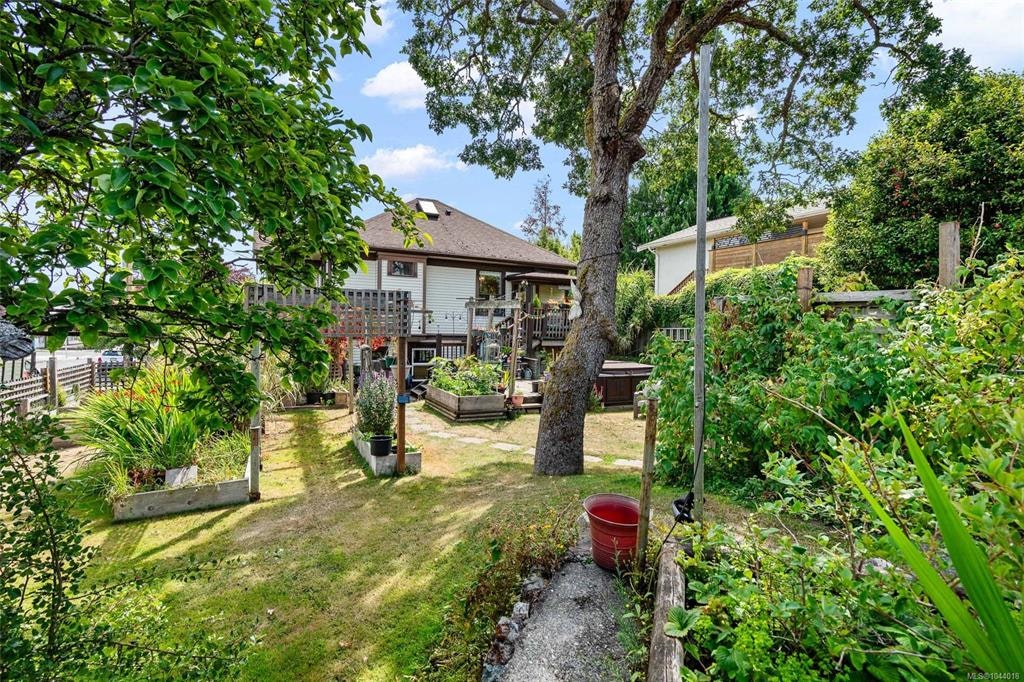 1439 Haultain Street, Victoria, BC, V8R 2J8 - 39