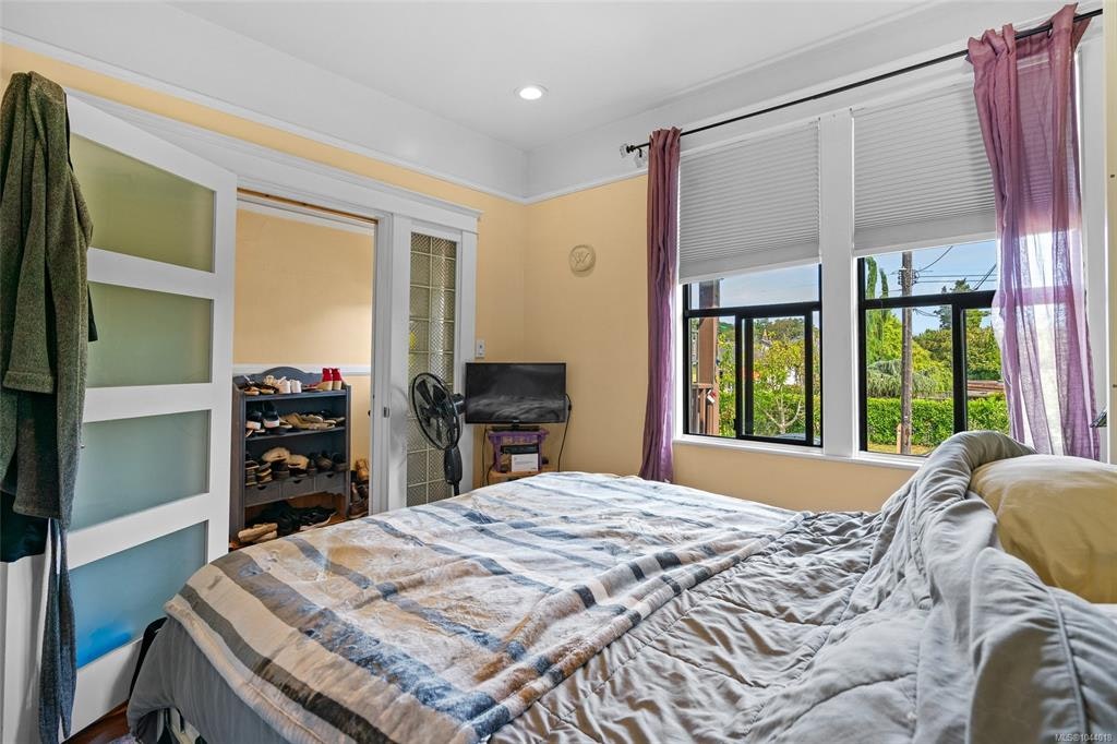 1439 Haultain Street, Victoria, BC, V8R 2J8 - 13