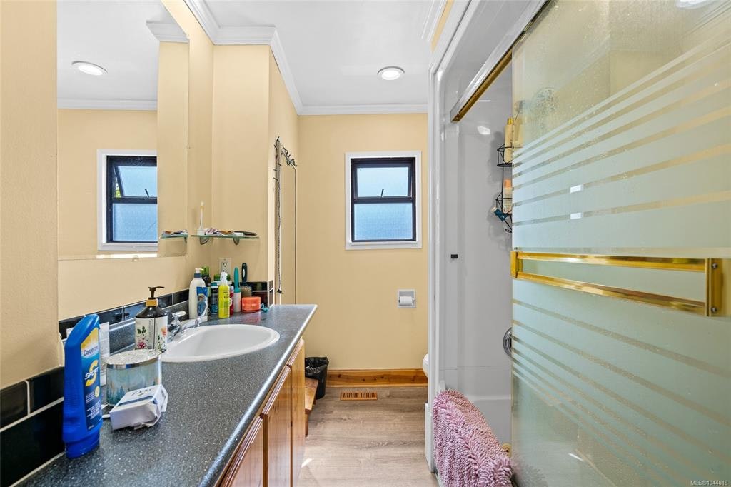 1439 Haultain Street, Victoria, BC, V8R 2J8 - 17