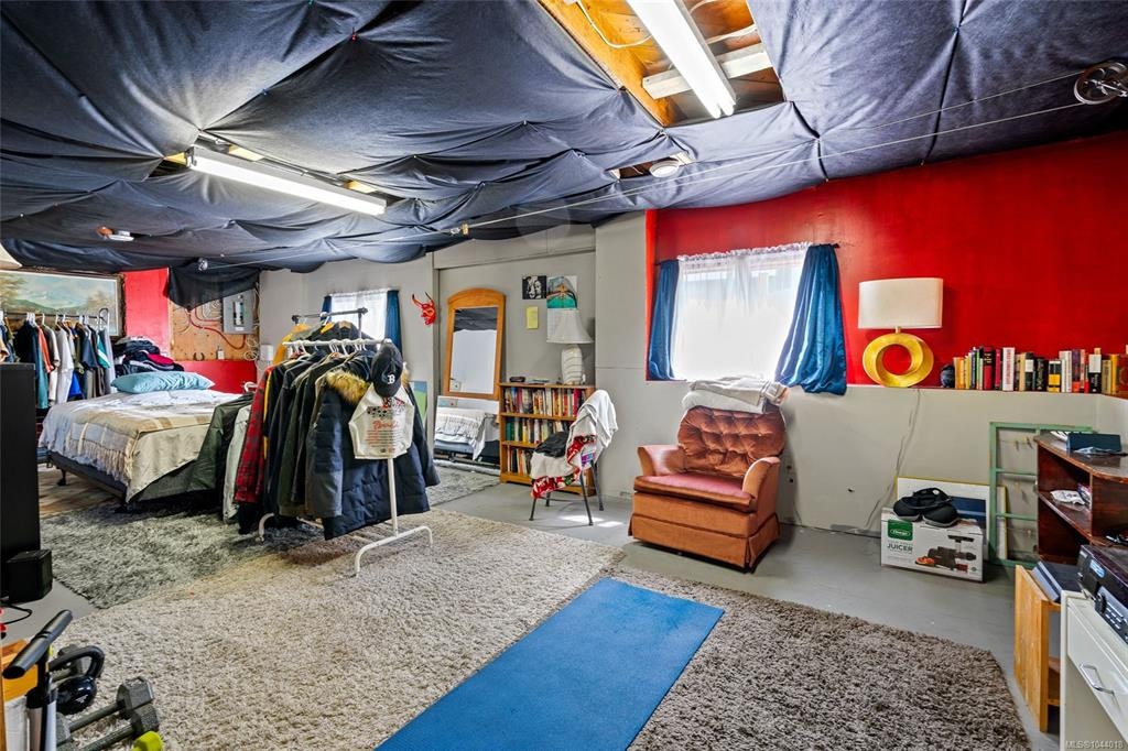 1439 Haultain Street, Victoria, BC, V8R 2J8 - 26