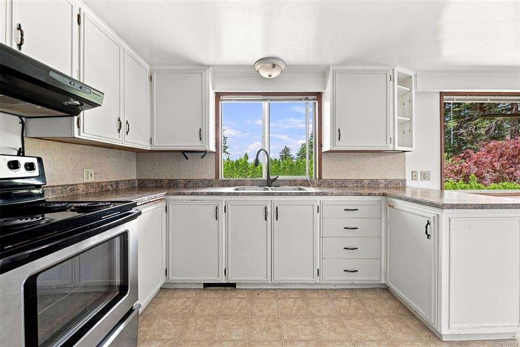 1900 Leyns Road - 2