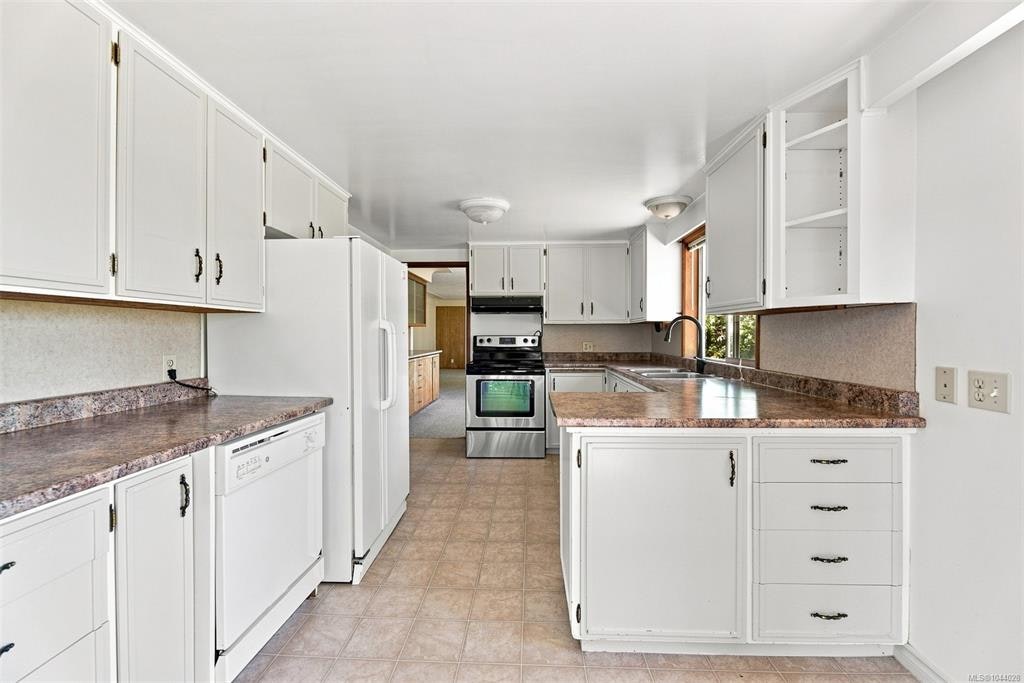 1900 Leyns Road - 5