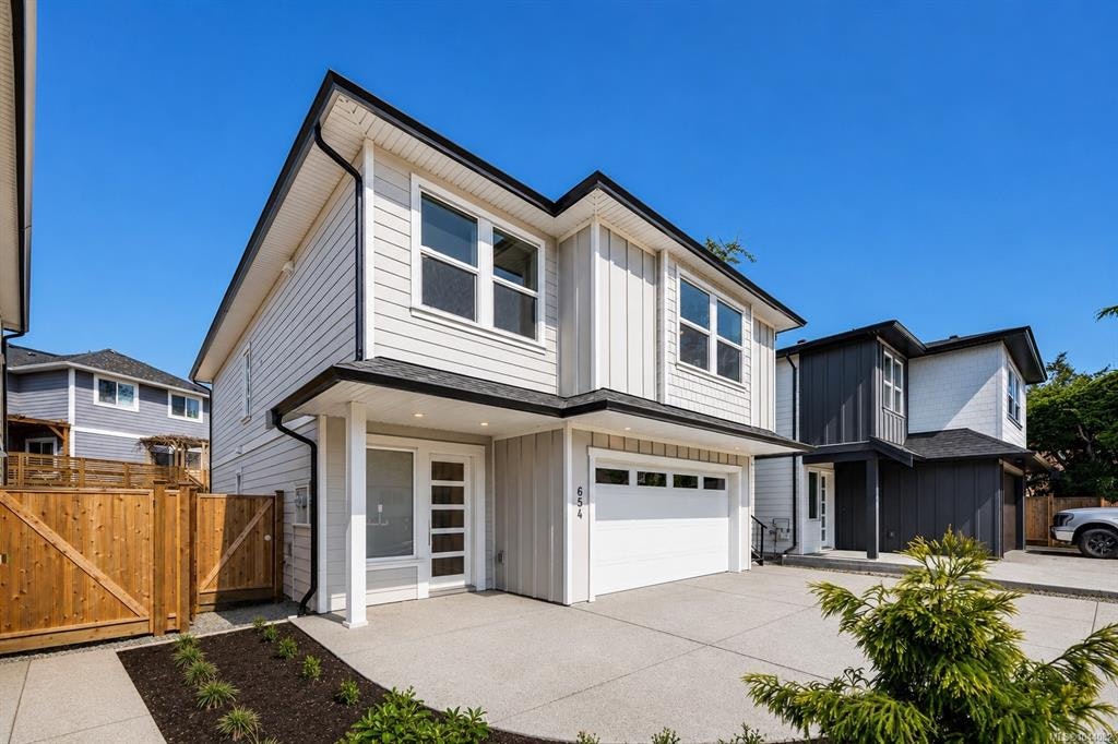 654 Wisteria Ridge, Langford, BC, V9B 3N4