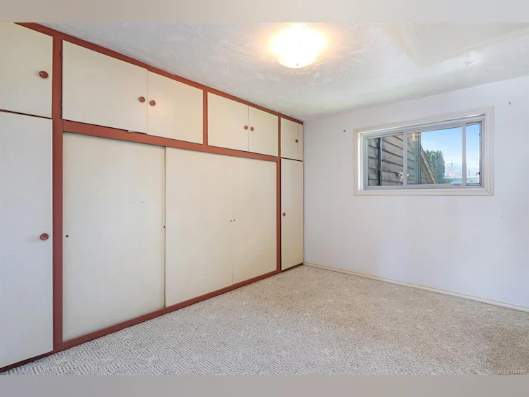 2780 Dunsmuir Avenue, Cumberland, BC, V0R 1S0 - 4