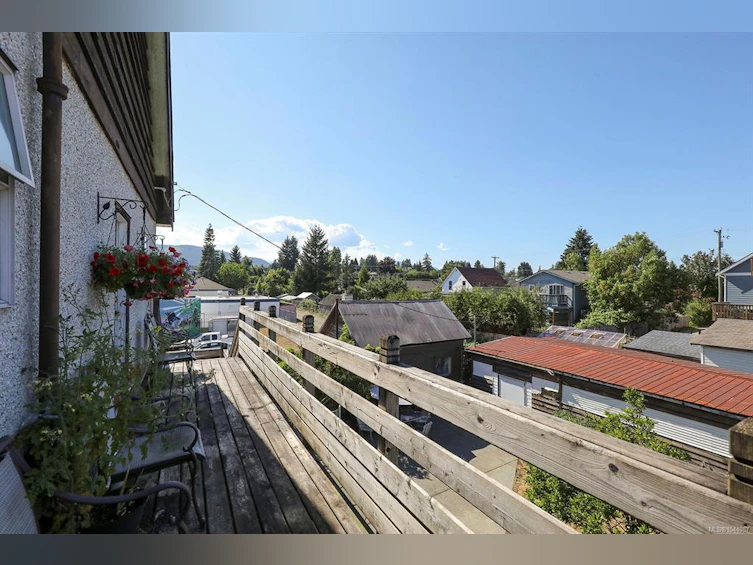 2780 Dunsmuir Avenue, Cumberland, BC, V0R 1S0 - 23