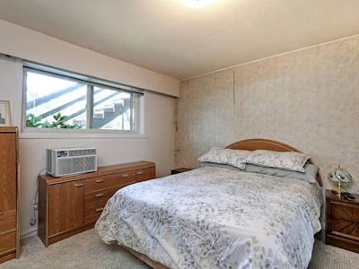 2780 Dunsmuir Avenue - 5