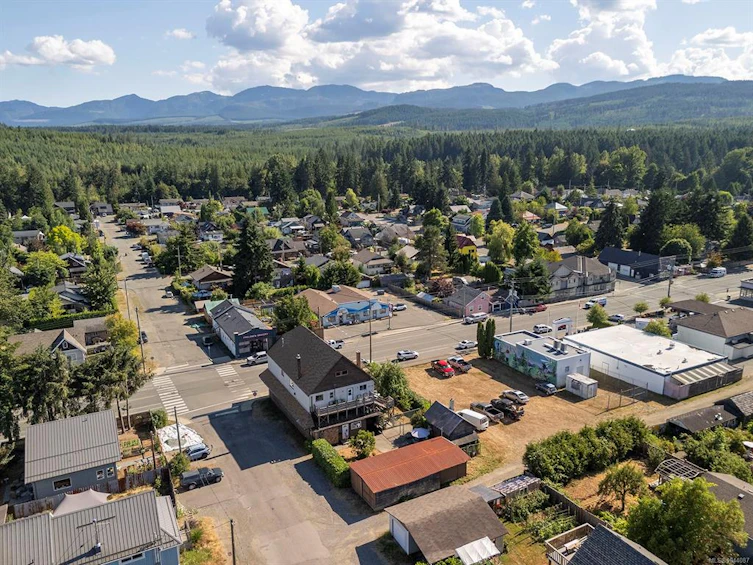 2780 Dunsmuir Avenue, Cumberland, BC, V0R 1S0 - 33