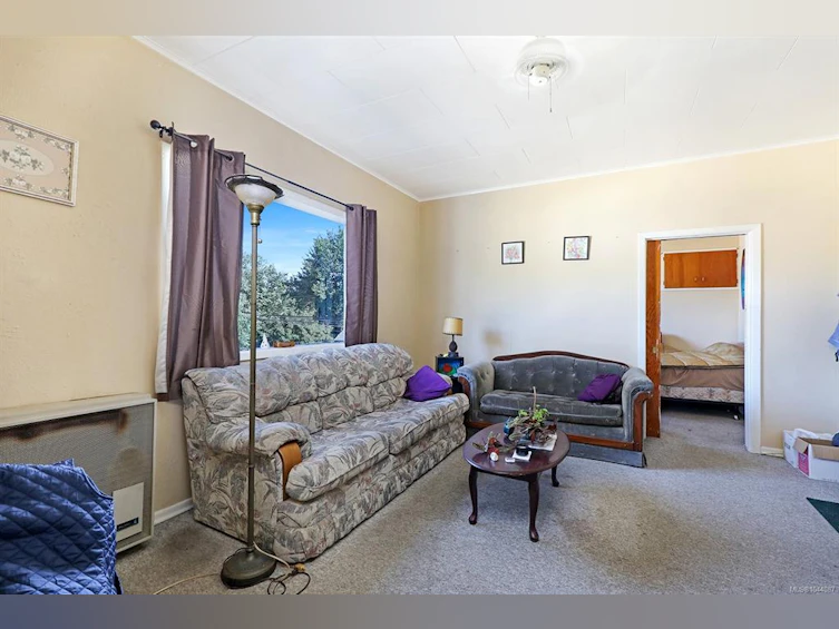 2780 Dunsmuir Avenue, Cumberland, BC, V0R 1S0 - 25